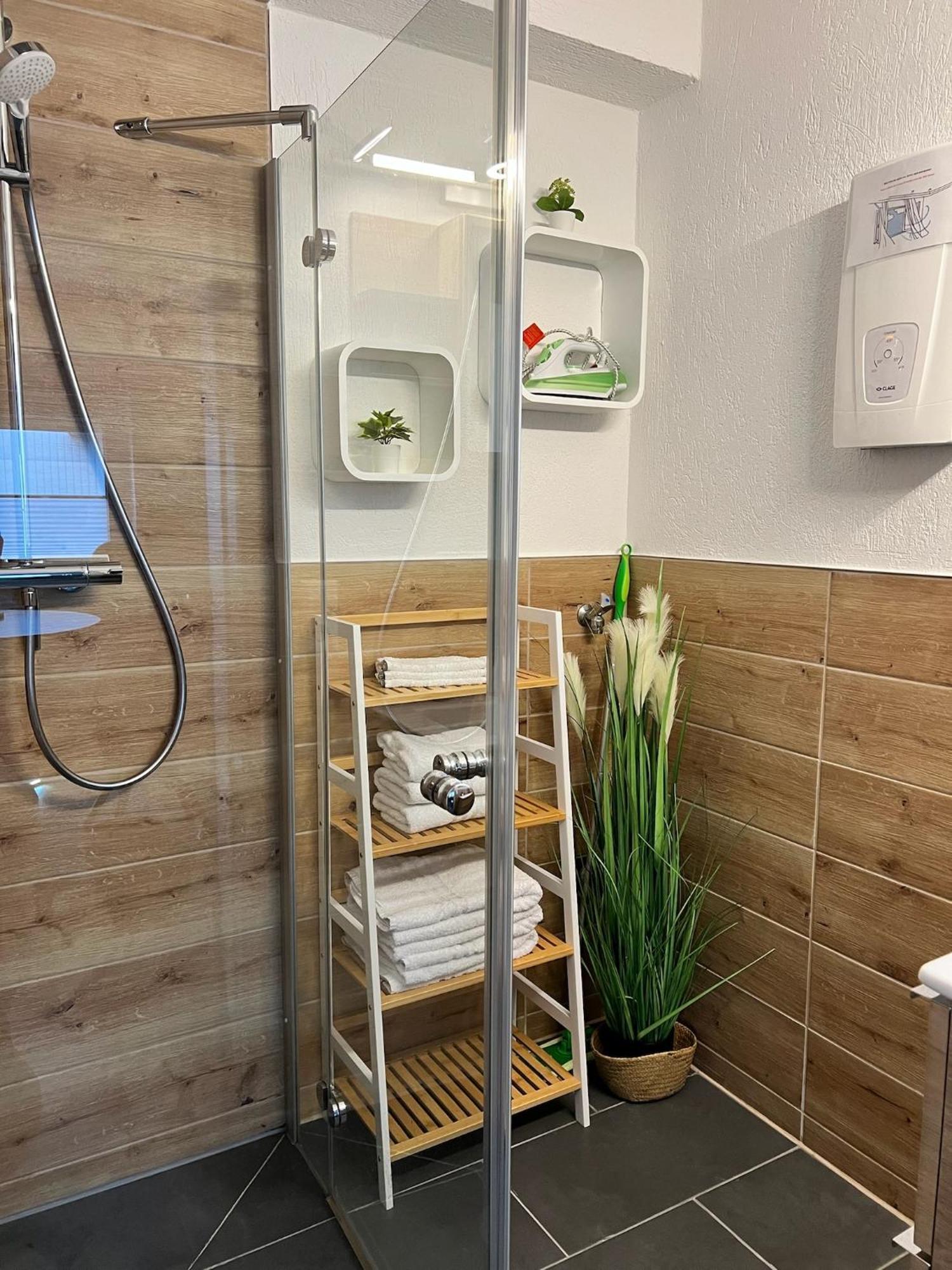 Ingrid Stylisch Und Zentral In Vs Mit Parkplatz Apartment Villingen-Schwenningen